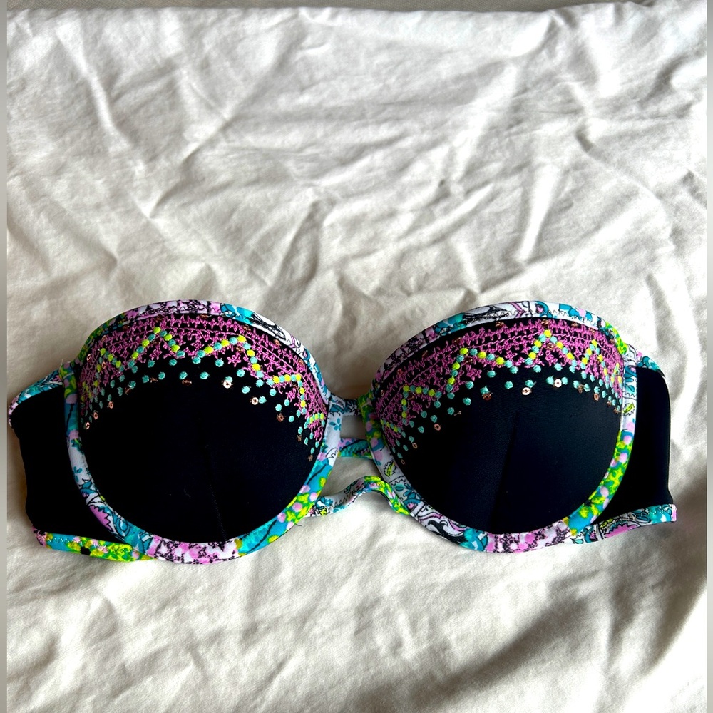 Victoria’s Secret Bikini Top